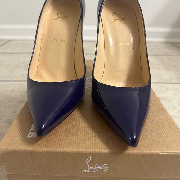 Christian Louboutin Décolleté Pumps, worn once, size 41 - Picture 4 of 15